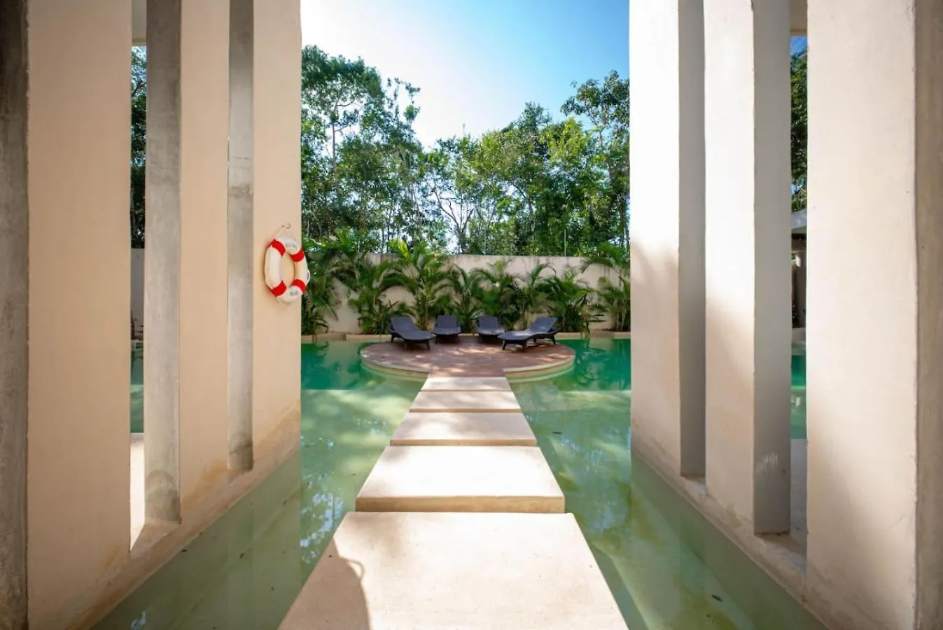 Apartment 1 Bedroom With Rooftop Pool In Tulum Jungle At Paraiso